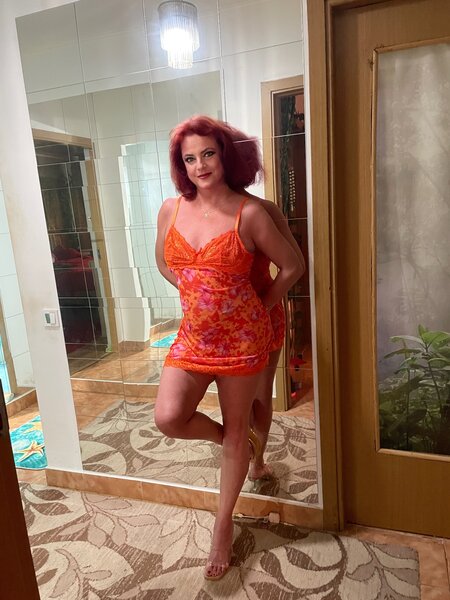 Doamna sexy, poze reale 100%,