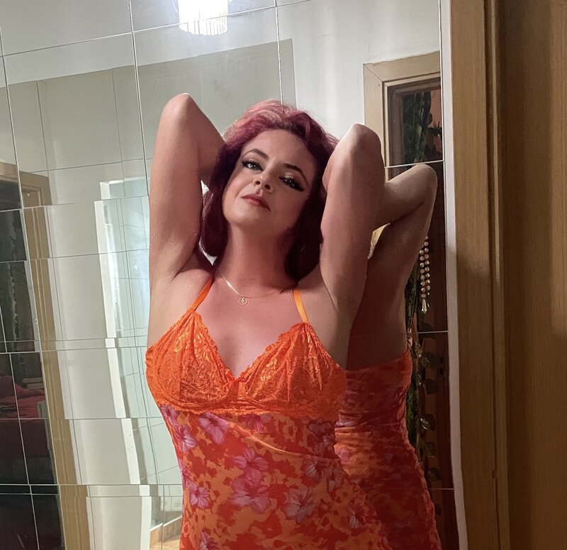 Doamna sexy, poze reale 100%,